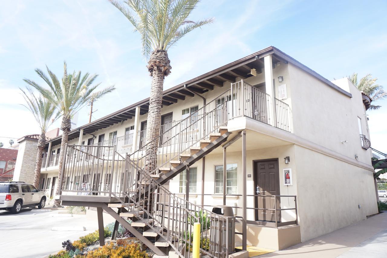 Tuscan Garden Inn Los Angeles Kültér fotó