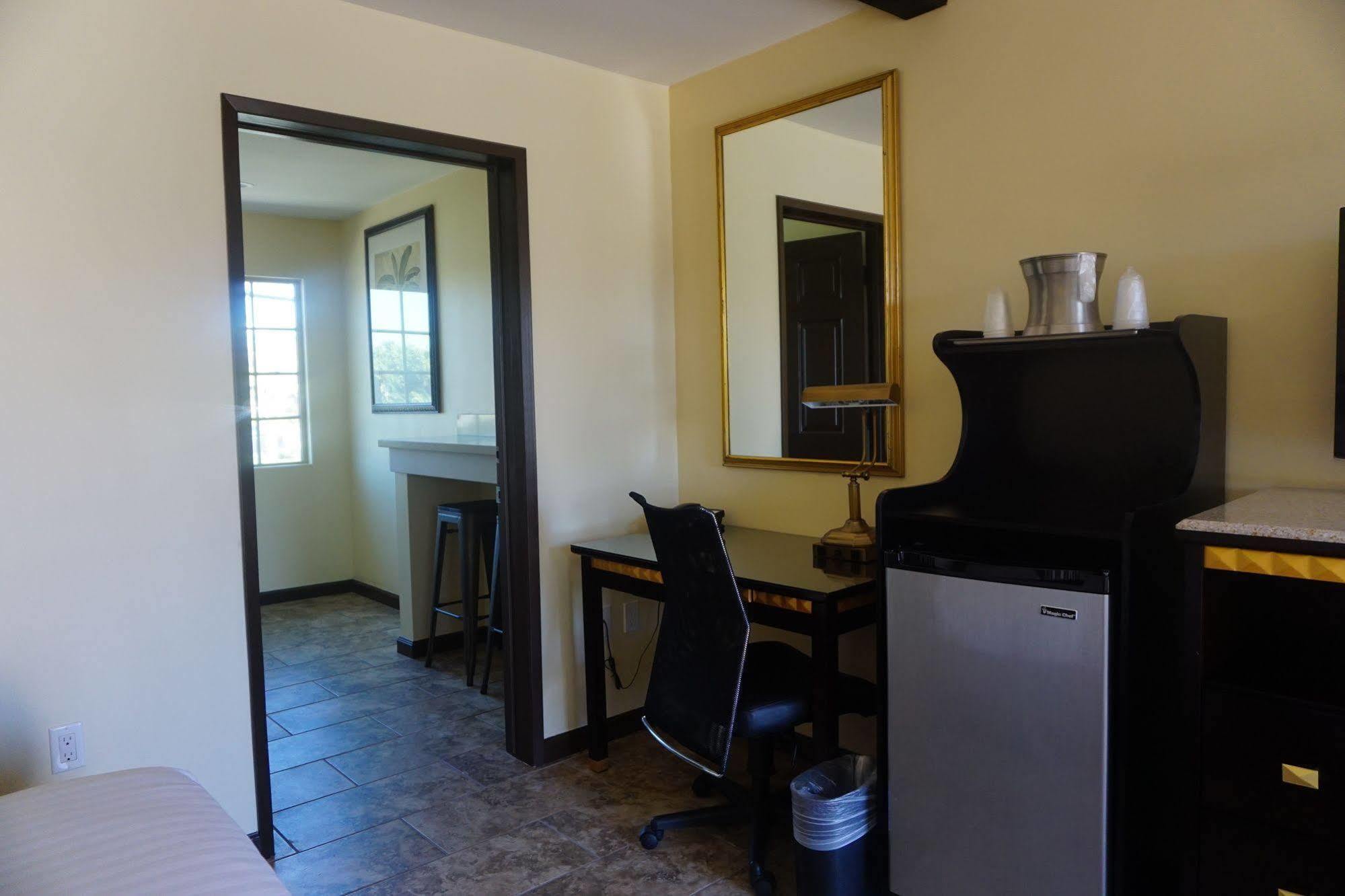 Tuscan Garden Inn Los Angeles Kültér fotó