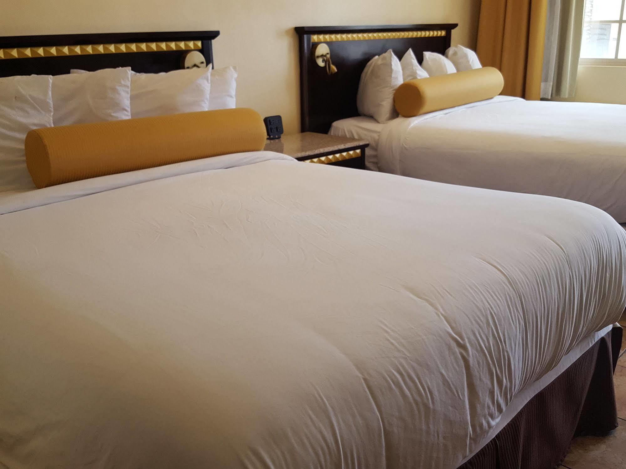 Tuscan Garden Inn Los Angeles Kültér fotó