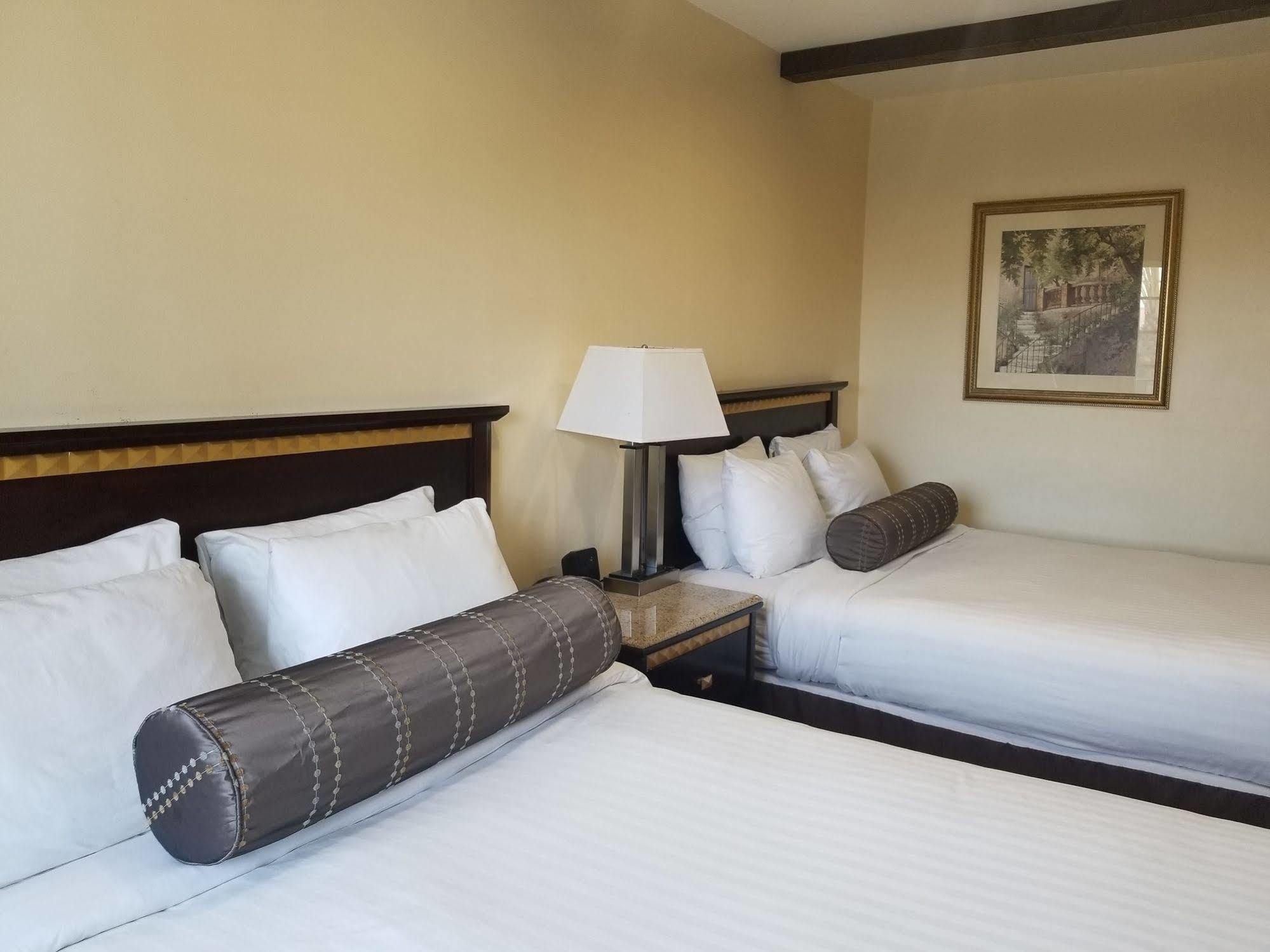 Tuscan Garden Inn Los Angeles Kültér fotó